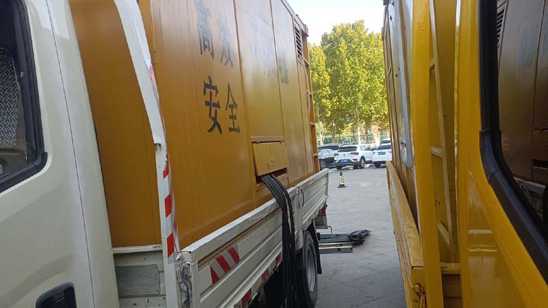 茄子河如何判断柴油发电机组和UPS电源的切换时间是否符合要求？